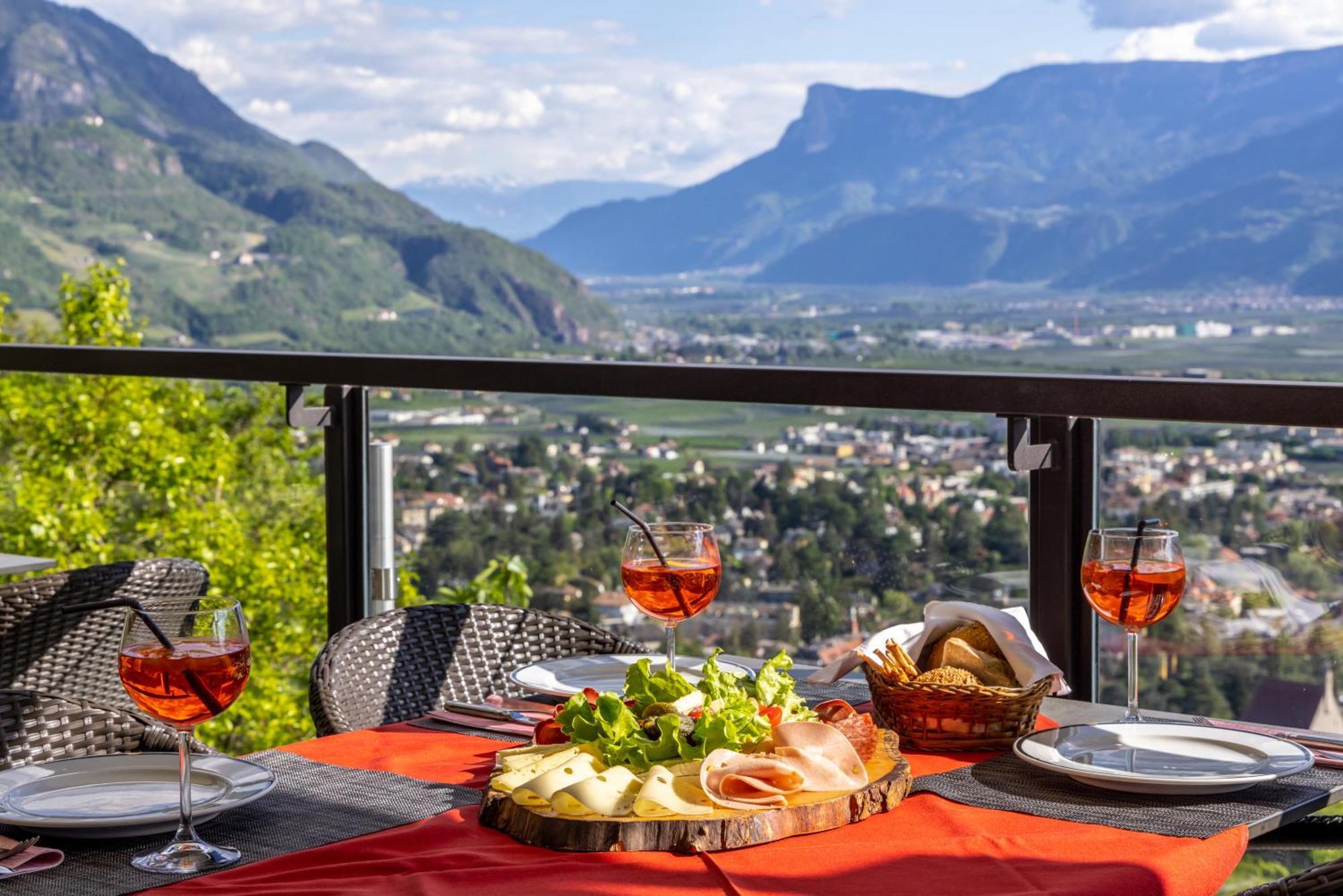 Hotel Panorama Tirolo Dış mekan fotoğraf